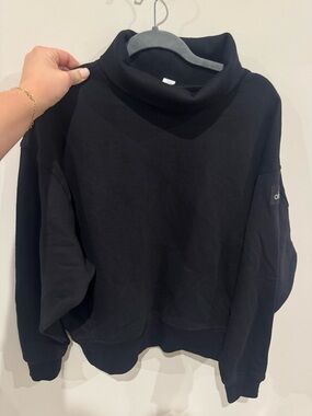 ALO Yoga Hazy Mockneck Pullover Black S